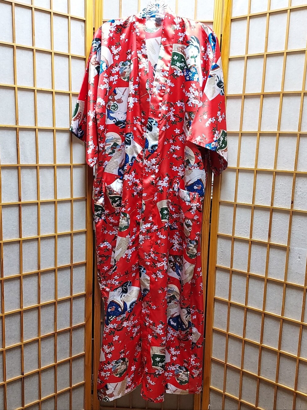 🌸 Red Long Kimono Robe Geisha Floral Oriental Style